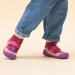 fioletowy || różowy